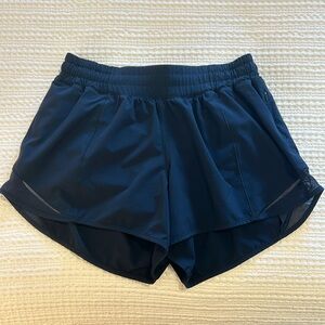 Size 6, Hotty Hot Low-Rise Lined Short 2.5" Navy Blue